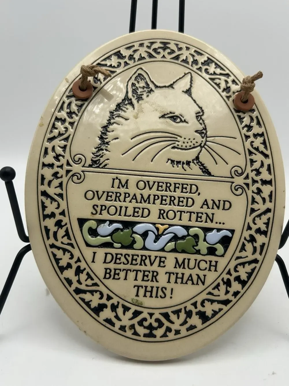 Vintage Ceramic Smart Mouth Cat Wall Plaque.